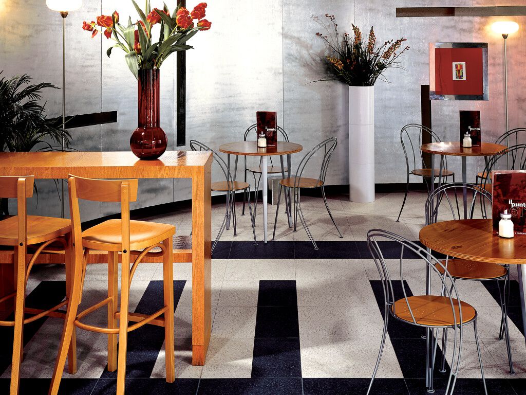 Uso Comercial Pacific Blanco con Negro,,hi-res