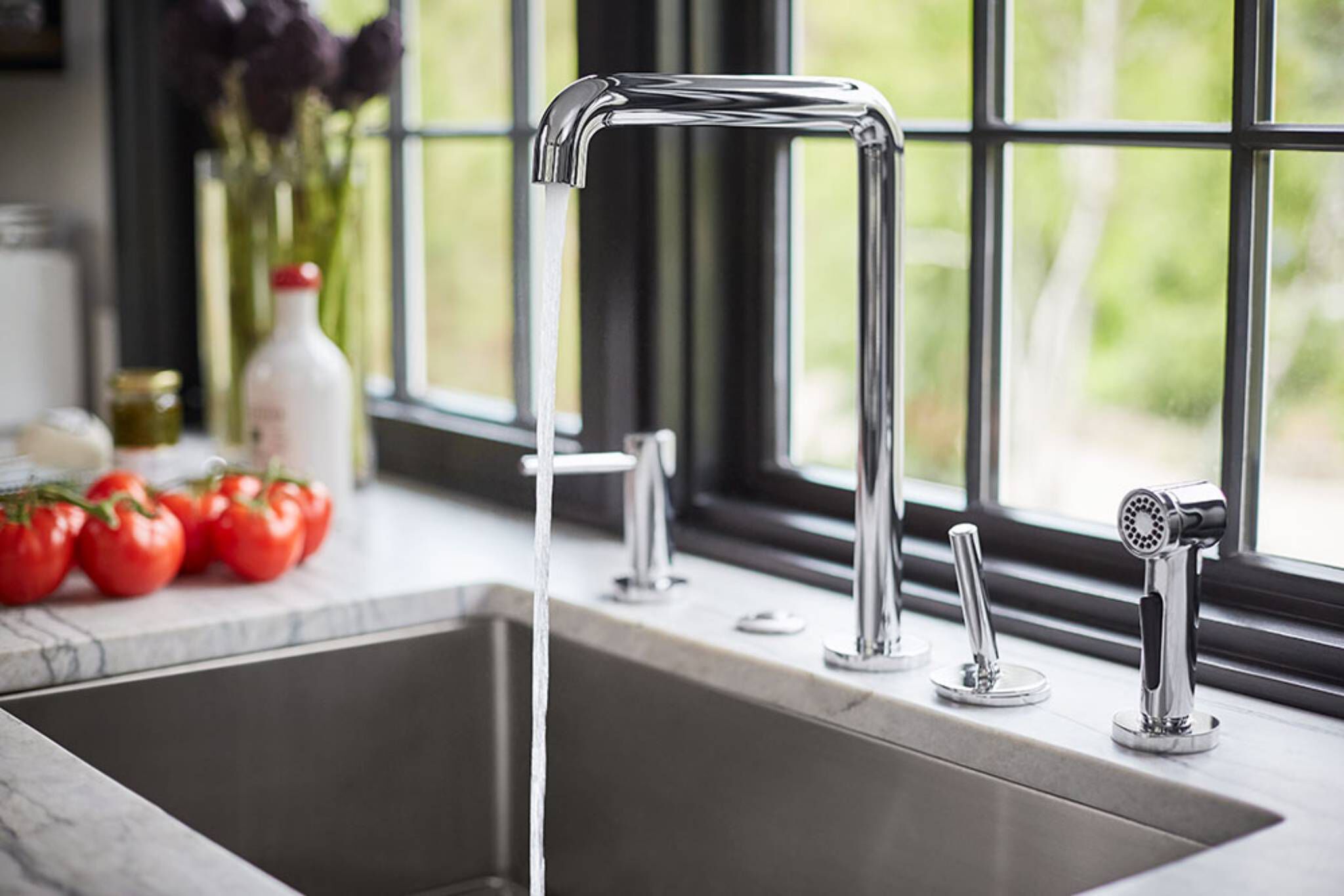 Tarja de una tina individual l&iacute;nea Vault en acero inoxidable,,hi-res image number null