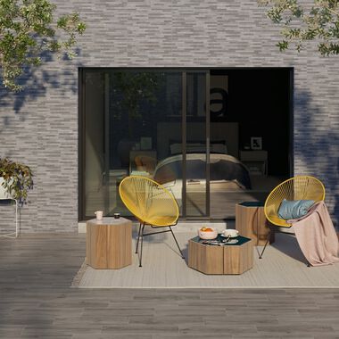 Exterior Valpe&ntilde;a Caf&eacute; con Gris