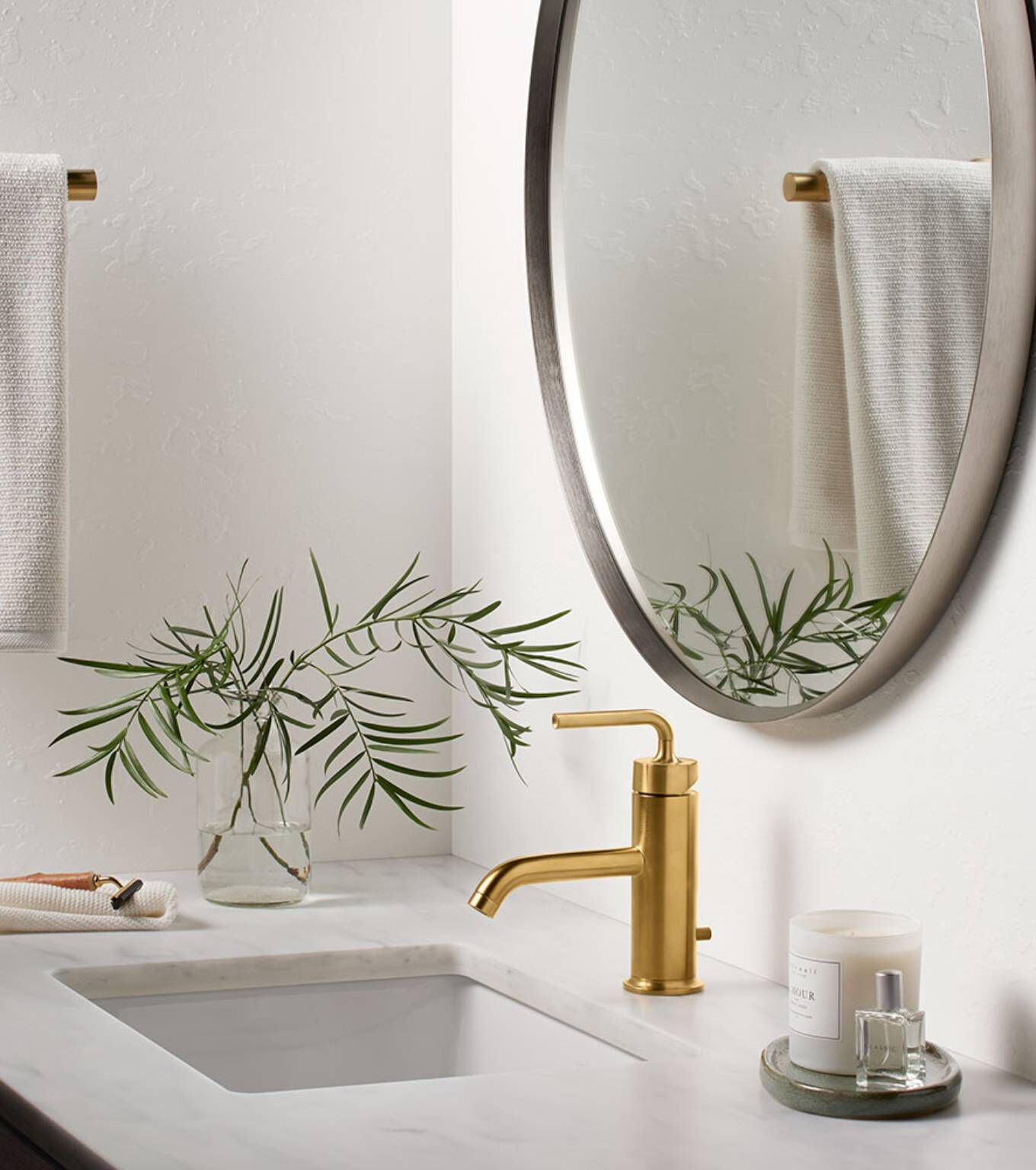 Llave Purist para Lavabo Vibrant Brushed Moderne Brass Interceramic