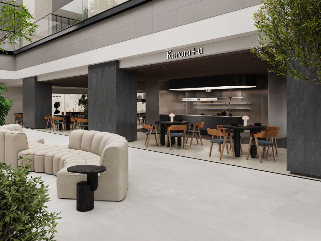 Comercial Luminova Negro,,hi-res